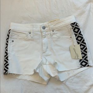 NWT Universal Thread short shorts